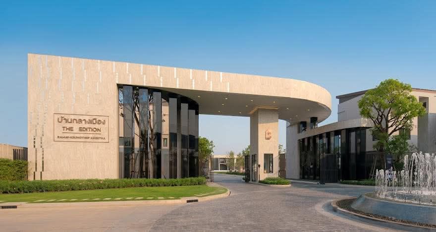 ให้เช่าบ้าน - ให้เช่า บ้านแฝด 3 ชั้น โครงการ บ้านกลางเมืองอินดิชั่น กรุงเทพกรีฑา พระราม 9 ใกล้สนามบิน เฟอร์นิเจอร์ครบ ราคา 70,000 บาท/เดือน