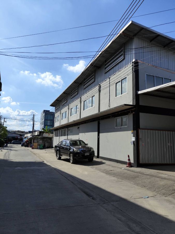 ให้เช่าโรงงาน / โกดัง - ให้เช่าอาคารโกดัง2ชั้น 1080ตารางเมตร เหมาะออฟฟิศสำนักงงาน แก๊ปฟู้ดทำอาหารส่ง เครื่องสำอาง ลาดพร้าว 101