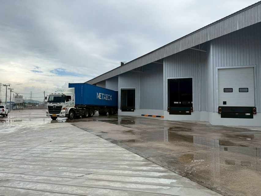 ให้เช่าโรงงาน / โกดัง - ให้เช่าคลังสินค้า สินค้ามาตรฐาน ใกล้ท่าเรือแหลมฉบัง 3 กิโลเมตร มีหลายขนาด