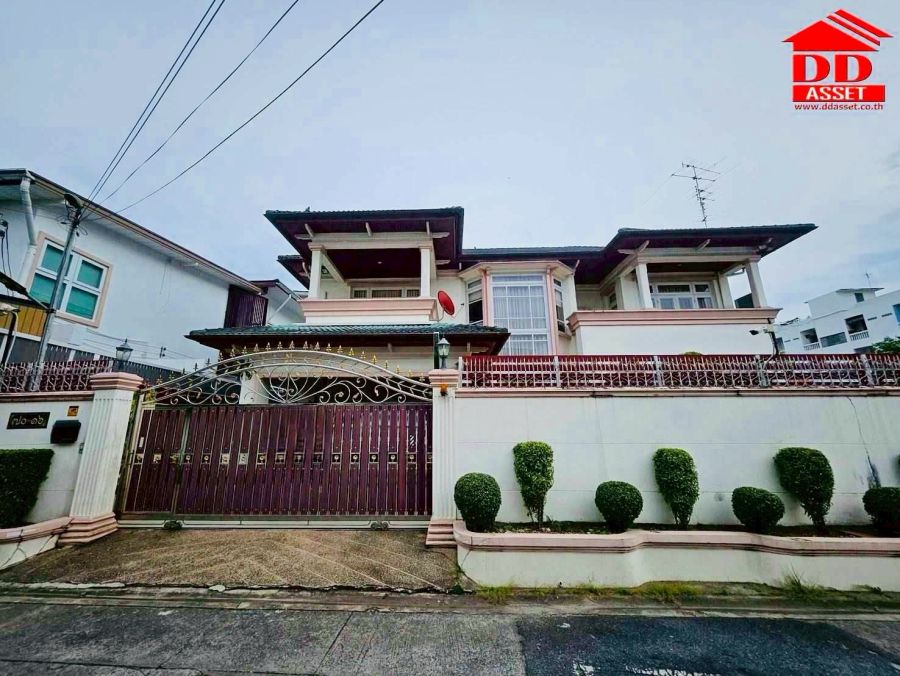 ขายบ้าน - ขายบ้านเดี่ยว 2 ชั้น โชคชัย 4 ลาดพร้าววังหิน ซอย16 บ้านพร้อมอยู่ ตกแต่งสวย