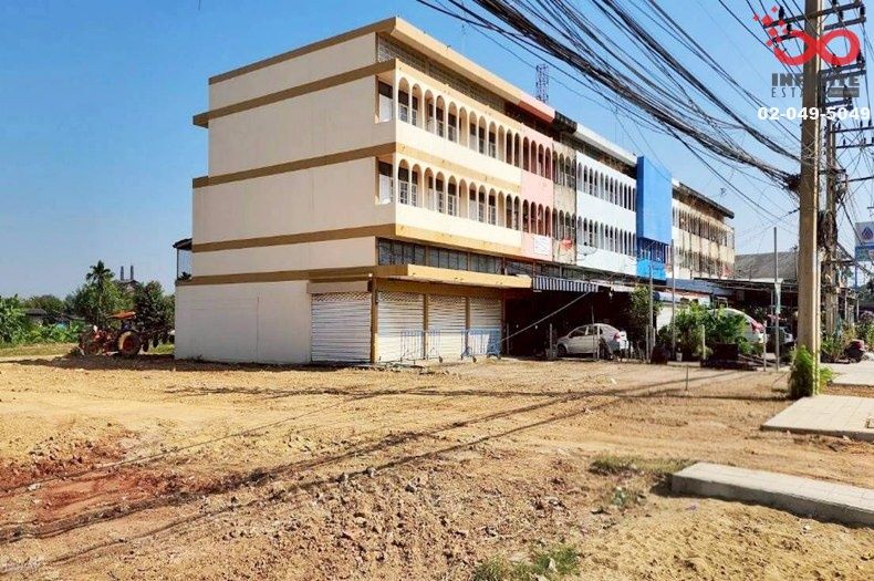 ขายอาคารพาณิชย์ / สำนักงาน - ขายอาคารพาณิชย์ 3.5ชั้น 25ตรว.ติดถนนเพชรเกษม หลุมดิน ราชบุรี