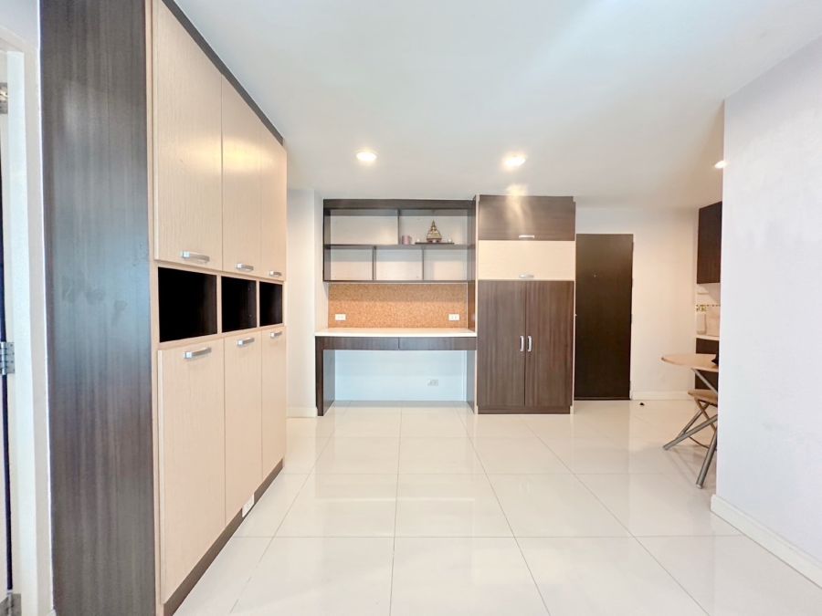 ขายคอนโด - ขายคอนโด 2 ห้องนอน ห้องมุม ใกล้ BTS ธนบุรี ราคาพิเศษ 3.59 ลบ.