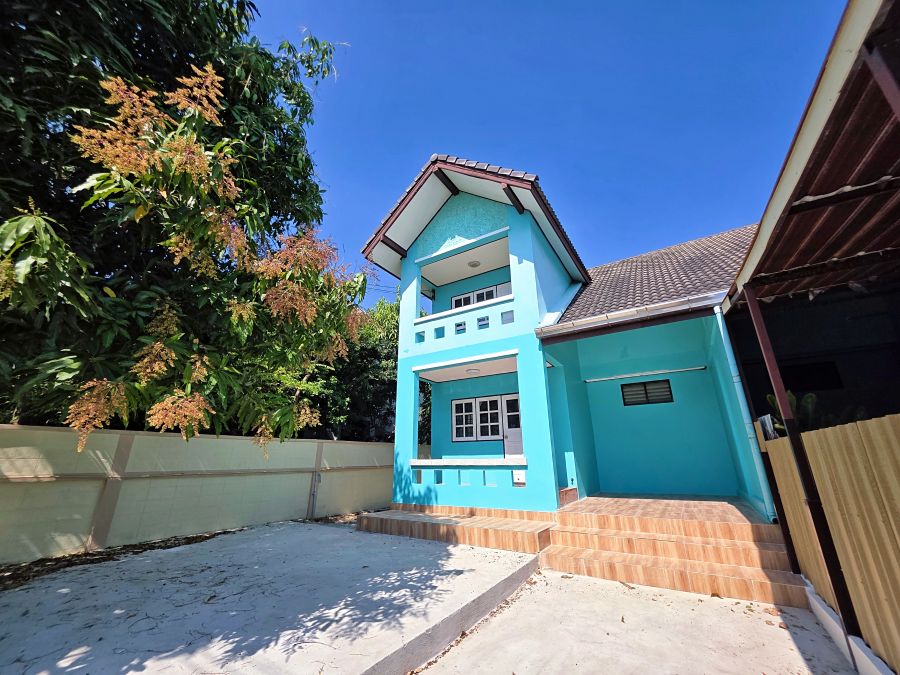 ขายบ้าน - ขายบ้านแฝด 2 ชั้น รีโนเวทใหม่ทั้งหลัง ราคาดี ทำเลบางบ่อ สมุทรปราการ