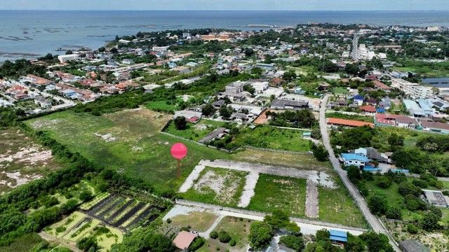 ขายที่ดิน - ขายที่ดินขนาด 22ไร่ 338ตรว เหมาะลงทุน มีใบอนุญาต มีสิ่งปลูกสร้างบางส่วน ดำเนินกิจการต่อได้เลย มิตรสัมพันธ์ซอย 9 อ่างศิลา อำเภอเมือง ชลบุรี