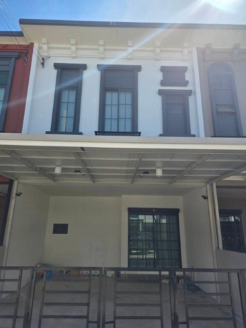 ให้เช่าทาวน์เฮาส์ - ให้เช่าทาวน์โฮม 2 ชั้น โครงการสิริเพลส ลาดพร้าว101 แอร์เฟอร์ครบ มี3ห้องนอน 3ห้องน้ำ ราคาเช่าเดือนละ 25,000 บาท/เดือน