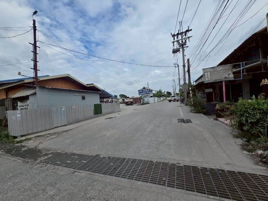 ขายที่ดิน - ขายที่ดินผังม่วง 2ไร่เศษ ติดถนน 2 ด้าน ซอย คุ้มเกล้า 50 ลาดกระบัง กรุงเทพมหานคร