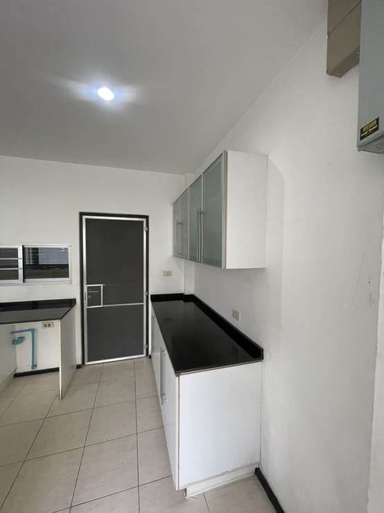 ขายบ้าน - ขายบ้านเดียว หมู่บ้าน Noble Tara Ngamwongwan ติดสถานีรถไฟฟ้า บางกระสอ เนื้อที่ 113.3ตารางวา