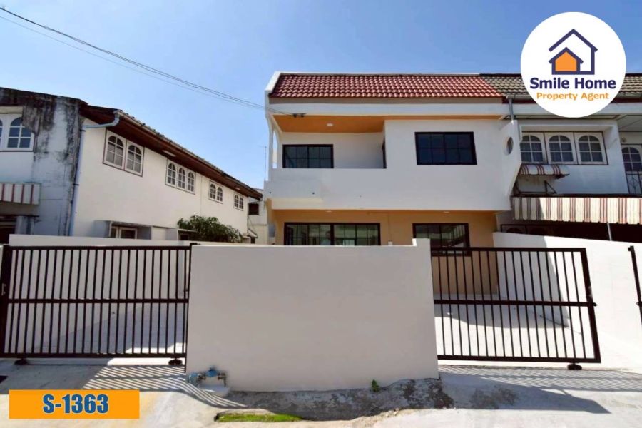 ขายบ้าน - ขายบ้าน 2 ชั้น หมู่บ้านถาวรนิเวศน์2 ซอยบางนาตราด12 รีโนเวทใหม่ทั้งหลัง