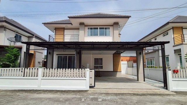 ขายบ้าน - ขายบ้านเดี่ยว 2 ชั้น ขนาด 59ตรว 4นอน 3น้ำ ซอยสารพัดช่างชลบุรี ใกล้ตลาดนัดจตุจักรชลบุรี ใกล้บางแสน ห้วยกะปิ ชลบุรี