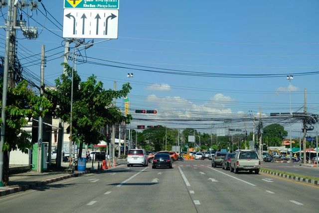 ขายที่ดิน - ขายที่ดิน 26 ไร่ ติดถนนรามอินทรา 109 ถนนพระยาสุเรนทร์ ติดถนนกว้าง 300 เมตร ถมแล้ว ขายถูก