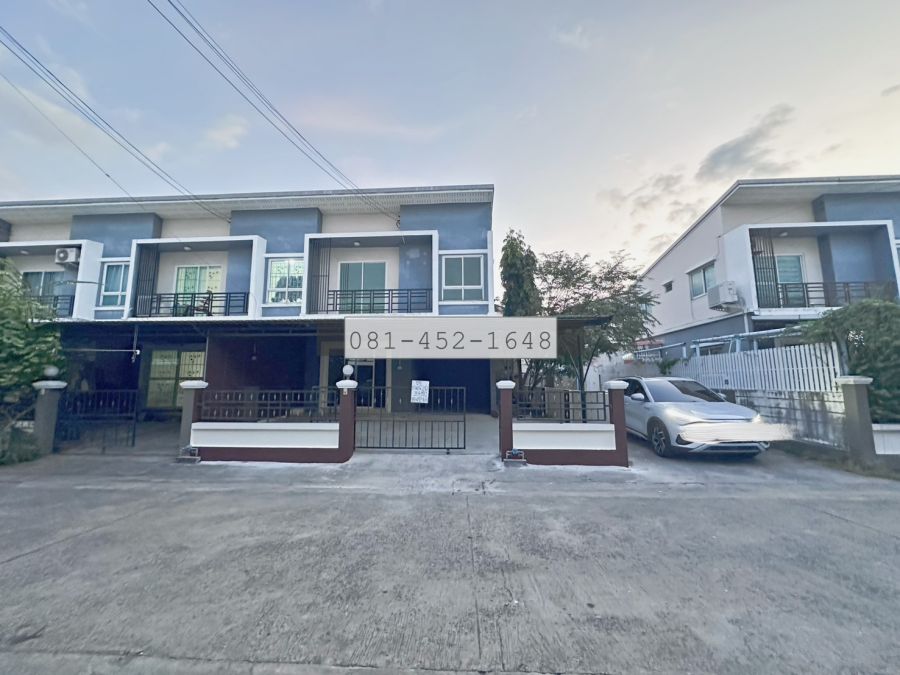 ขายบ้าน - ขายทาวน์โฮม 2 ชั้น แปลงมุม โครงการหมู่บ้านสวนหลวงวิลล์ 6 (Suan Luang Ville 6) ทำเลทอง ใกล้แหล่งอำนวยความสะดวกครบครัน