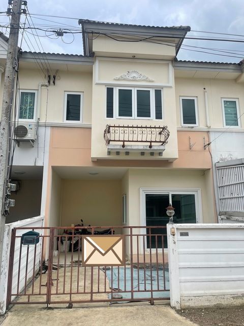 ขายบ้าน - ขายทาวน์โฮม 2ชั้น แกรนด์กิตติยา พุทธมณฑลสาย 4 - ศาลายา