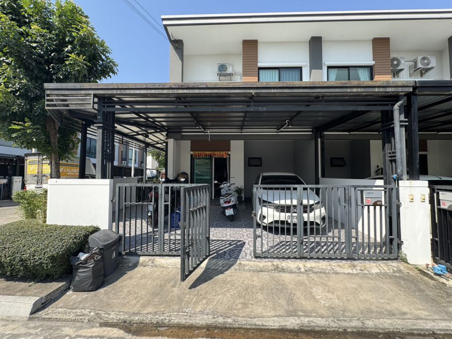 ขายทาวน์เฮาส์ - ขายทาวน์โฮมหลังมุม ยูนิโอ ทาวน์ เพชรเกษม 110 ใกล้ MRT หลักสอง พร้อมเข้าอยู่ ต่อเติมเต็ม (ไม่รับนายหน้า)