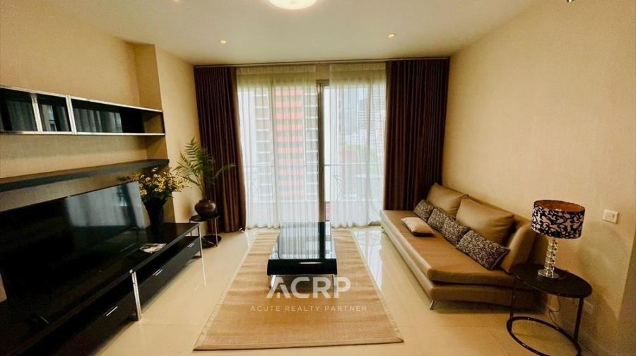 ให้เช่าคอนโด - ให้เช่า: คอนโด ย่านสีลม ศาลาแดง ห้องมุม เฟอร์นิเจอร์ครบ เดินถึง BTS และ MRT