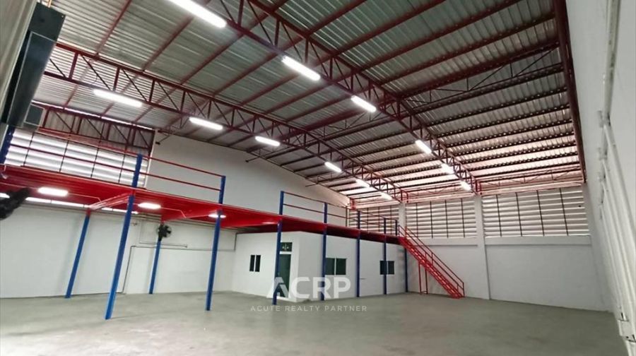 ให้เช่าโรงงาน / โกดัง - ให้เช่าโกดัง / คลังสินค้า ลาดกระบัง ทับยาว ติดถนนใหญ่ ใกล้สนามบินสุวรรณภูมิ