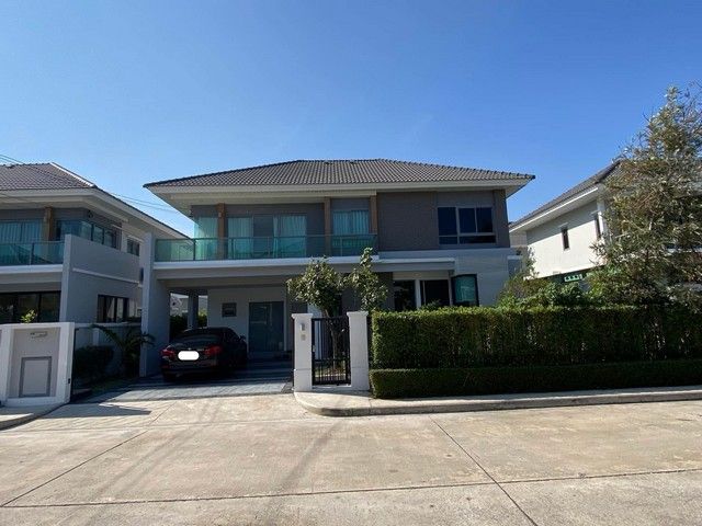 ให้เช่าบ้าน - ให้เช่าบ้านเดี่ยว 2 ชั้น โครงการ Perfect Residence สุขุมวิท 77 พื้นที่ 66 ตรว. พื้นที่ใช้สอย 226 ตร.ม หลังใหญ่ เฟอร์ครบ