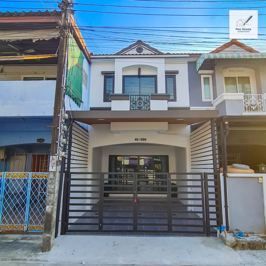 ขายบ้าน - ขาย ทาวน์เฮ้าส์ 2ชั้น ใกล้โรงเรียน ตลาด มบ.เคซีรามอินทรา8 ถ.ไทยรามัญ หทัยราษฎร์ รีโนเวทใหม่ สิ่งอำนวยความสะดวกครบครัน พร้อมอยู่