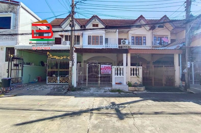 ขายทาวน์เฮาส์ - ทาวน์เฮ้าส์ หมู่บ้านสินธานี 1 (ใกล้โรงพยาบาลพญาไทนวมินทร์) เนื้อที่ 18 ตรว. แขวงนวมินทร์ เขตบึงกุ่ม