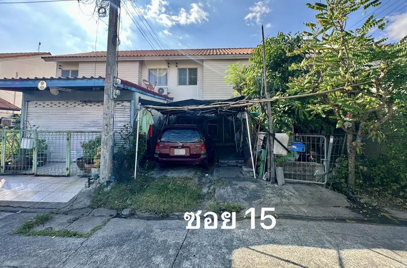 ขายทาวน์เฮาส์ - ขายทาวน์เฮ้าส์ รังสิต-นครนายก บ้านเอื้ออาทรรังสิต(คลอง9) ซอย15 ปทุมธานี พื้นที่ 16.2 ตรว. ขายถูกที่สุดในโครงการ เพียง 650,000 บาทเท่านั้น