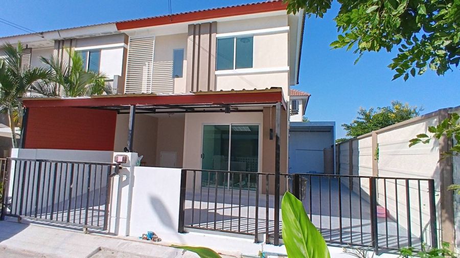 ขายทาวน์เฮาส์ - ขาย ทาวน์เฮ้าส์ 2 ชั้น 25 ตร.ว หลังมุม ม.พฤกษา 54/2 คลองถนน บางใหญ่ ปรับปรุงใหม่ทั้งหลัง ราคาพิเศษ รีบขายด่วน