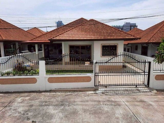 ขายบ้าน - ขายบ้านสวย รีโนเวทใหม่ทั้งหลัง พัทยา หมูบ้านเอกมงคล 8 TP-H1771