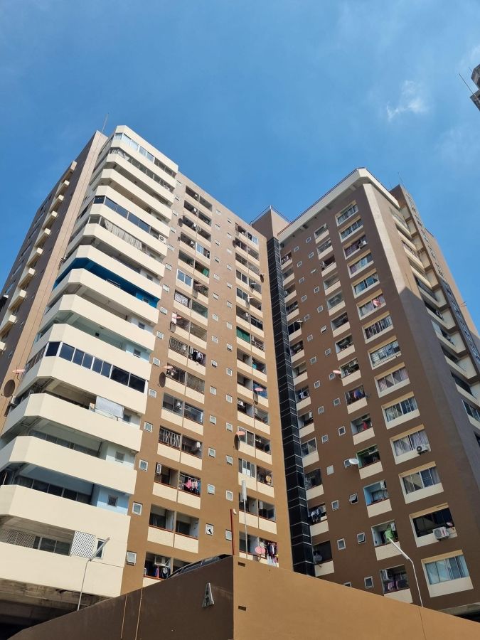 ขายคอนโด - ขายคอนโดนนท์ทาวเวอร์คอนโดมิเนียม ทำเลดี ราคาถูก เจ้าของขายเอง ติดถนนใหญ่ ใกล้รถไฟฟ้า เดินทางสะดวกมาก