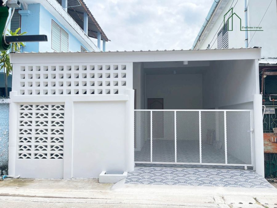 ขายทาวน์เฮาส์ - บ้านชั้นเดี่ยว สไตส์มินิมอล เคหะร่มเกล้า 27 ลาดกระบัง ซอยมิสทีน