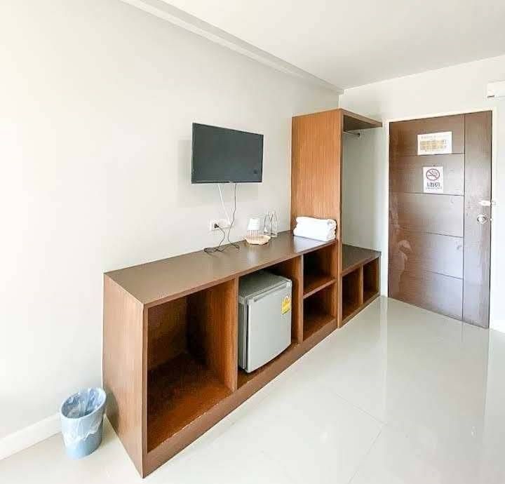 ขายอพาร์ทเม้นท์ / โรงแรม - ขายหอพัก อพาร์ทเม้นท์ 69 ห้อง ในตัวเมือง เชียงใหม่