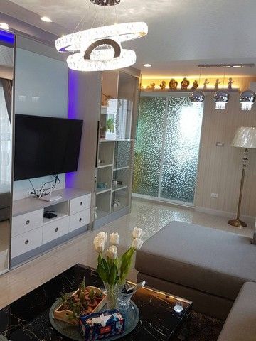 ขายคอนโด - ขายคอนโด รีเจนท์โฮม22 สุขุมวิท85 ตกแต่งครบพร้อมเข้าอยู่