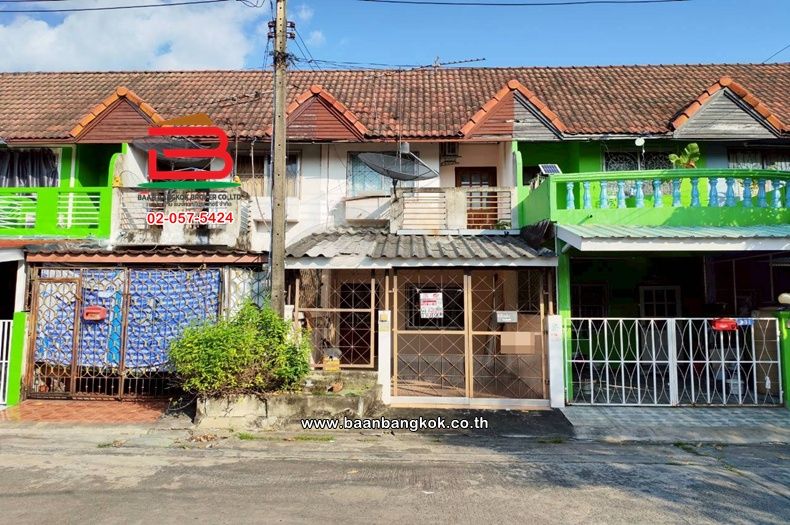 ขายทาวน์เฮาส์ - ทาวน์เฮาส์ เนื้อที่ 20.1 ตร.ว. หมู่บ้าน นฐดา คลอง 2 (ซอยรังสิต-นครนายก 60) ถนนรังสิต-นครนายก ตำบลประชาธิปัตย์ อำเภอธัญบุรี ปทุมธานี