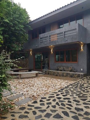 ให้เช่าบ้าน - ให้เช่าบ้านเดี่ยว รีโนเวทใหม่ ซอยสวนสยาม 24 ถนนเสรีไทย ใกล้รถไฟฟ้าสายสีชมพู พร้อมอยู่