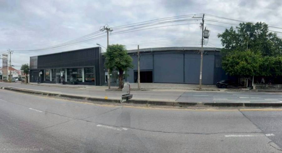 ขายที่ดิน - ขายที่ดินแปลงสวย 688 ตร.ว. แถมโชว์รูม บนถนนพิบูลสงคราม โอกาสทองสำหรับนักลงทุน