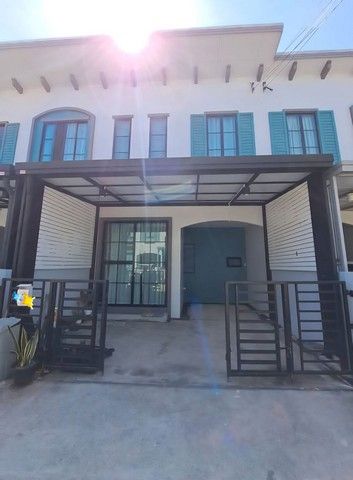 ให้เช่าทาวน์เฮาส์ - บ้าน หมู่บ้านอณาสิริ รามคำแหง พร้อมอยู่ ทาวน์โฮม2ชั้น ใกล้สนามบินสุวรรณภูมิ