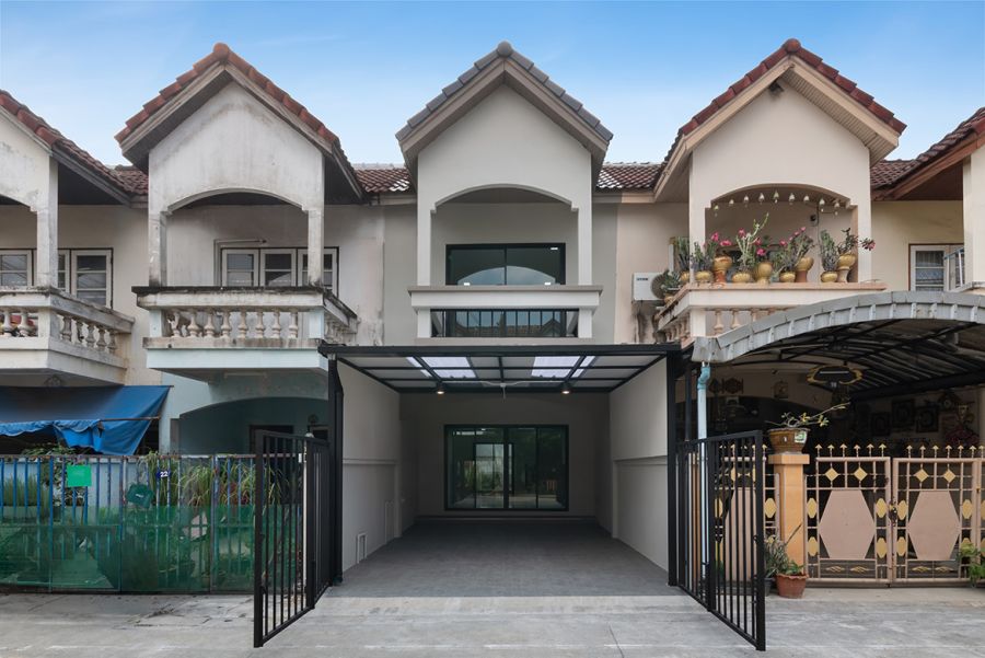 ขายทาวน์เฮาส์ - ทาวน์โฮม 2 ชั้น รีโนเวทใหม่ หมู่บ้าน ณรงค์สุขนิเวศน์ ติวานนท์-รัตนาธิเบศร์ ซ.เลี่ยงเมืองนนท์