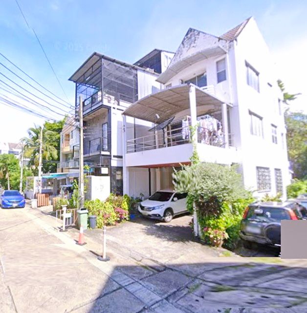 ให้เช่าอาคารพาณิชย์ / สำนักงาน - เหม่งจ๋าย ให้เช่าอาคารพาณิชย์ 3.5 ชั้น+ดาดฟ้า 18 ตร.วา. ลด50% .ถ.ศรีวรา ประชาอุทิศ 230 ตร.ม. เดอะซีน ทาวน์ อิน ทาวน์ 300 ม.