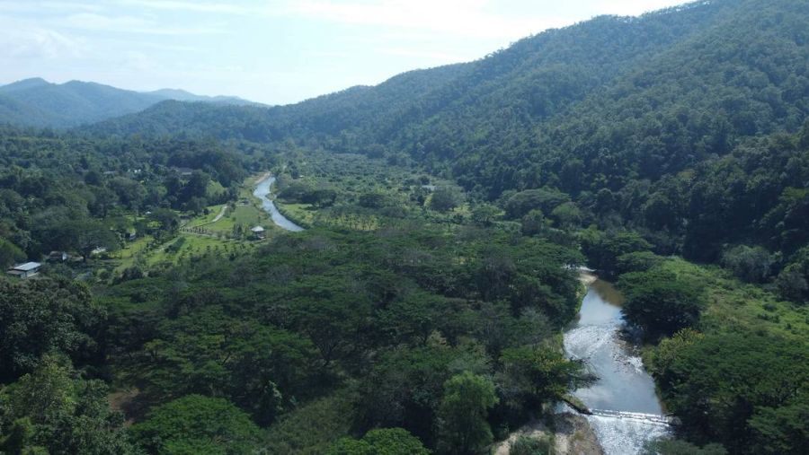 ขายที่ดิน - ขายที่ดินสวยติดน้ำ ติดเขา สวรรค์ส่วนตัวของคุณรออยู่ ณ อำเภอดอยสะเก็ด จังหวัดเชียงใหม่