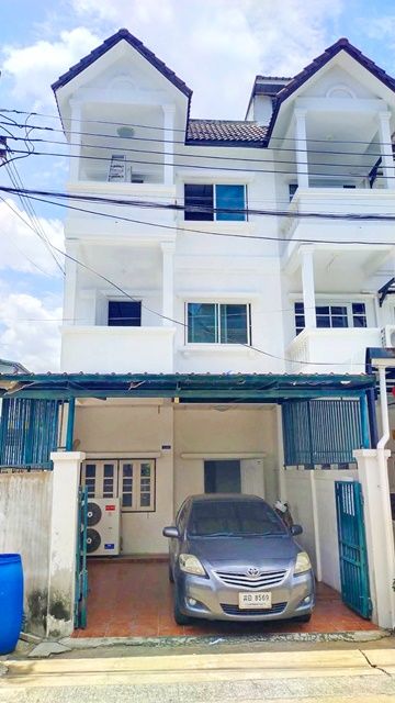 ให้เช่าทาวน์เฮาส์ - Central Plaza พระราม 3 1.8 กม. 4นอน เจริญราษฎร์1-7 โฮมโปรพระราม3 590ม. ทาวน์เฮ้าส์ขนาดใหญ่ 4 ชั้น 4น้ำ ฟังก์ชันครบ สาทร และสีลม