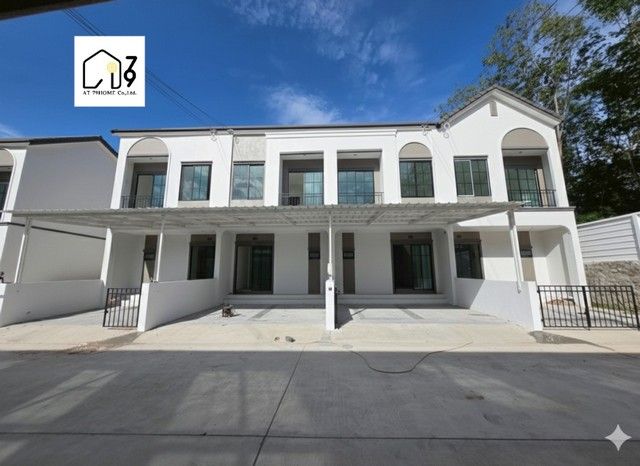 ให้เช่าทาวน์เฮาส์ - ให้เช่าทาวน์โฮมใหม่ 2ชั้น นิคมพัฒนา ซอย5 ระยอง พร้อมเฟอร์นิเจอร์ครบ