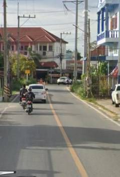 - ขายที่ดินพร้อมบ้าน บางละมุง21/7 ชลบุรี ขายทิ้งตามสภาพ