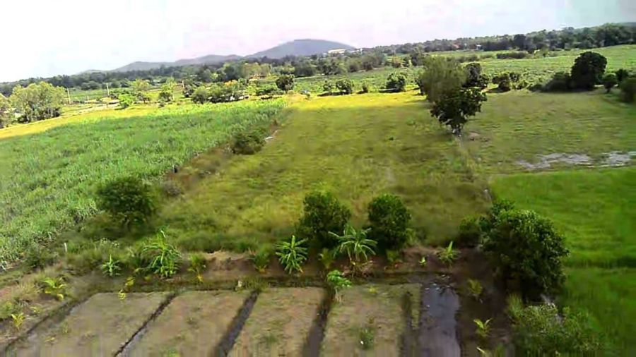 - ขายที่ดินเปล่า ทำเลดี ติดถนนปูน ไฟฟ้าถึง จังหวัดสุพรรณบุรี