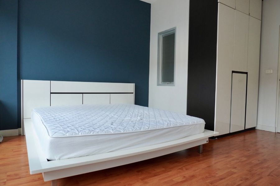 - ให้เช่าทาวน์เฮ้าส์2ชั้น ม.Vista 180 รัชวิภา