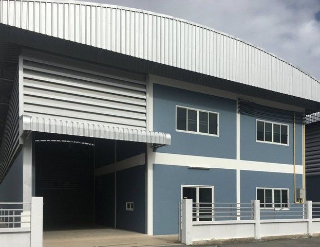 - ให้เช่า โกดัง พร้อม ออฟฟิศ 2 ชั้น รวม 520 ตรม. ติดถนนเจษฏาวิถี โคกขาม อำเภอเมืองสมุทรสาคร