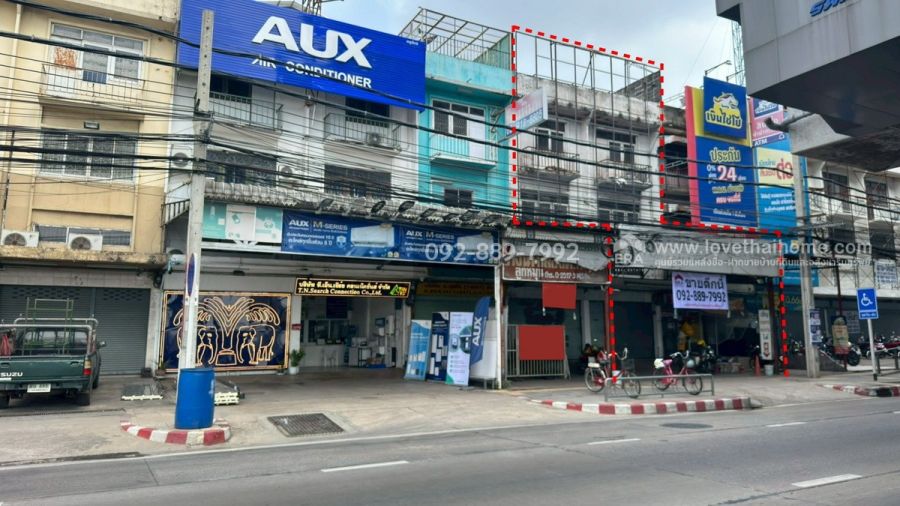 - ขายตึกแถว 3 ชั้น 2 คูหา ติดถนนใหญ่รามอินทรา ติดรถไฟฟ้าสายสีชมพู สถานีบางชัน พื้นที่ 48 ตรว. ราคาถูกที่สุดในย่านนั้น เพียงแค่ 8 ล้านบาทเท่านั้น