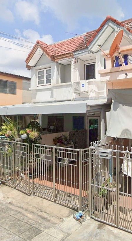 - ขาย ทาวน์เฮ้าส์ 2 ชั้น ม.สวนทิพย์ คลองลำเจียก 12 นวลจันทร์ เนื้อที่ 16 ตร.ว 2 นอน 2 น้ำ สภาพดี พร้อมเข้าอยู่ รีบขายด่วน