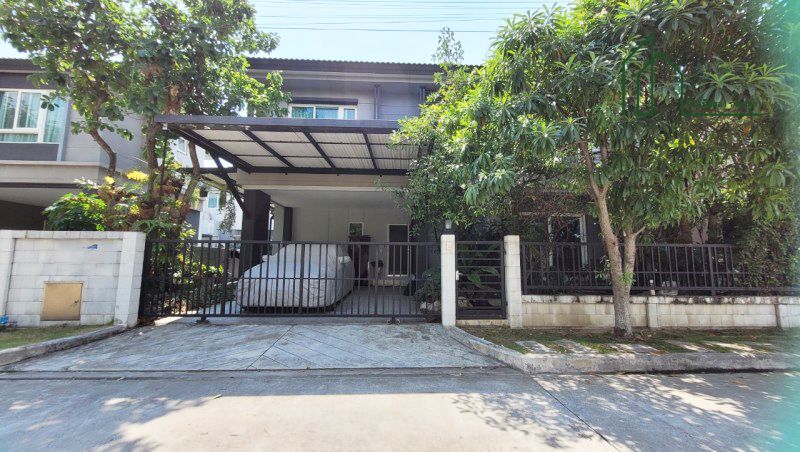 - บ้านเดี่ยว 2 ชั้น Centro บางนา-ศรีนครินทร์ พร้อมอยู่