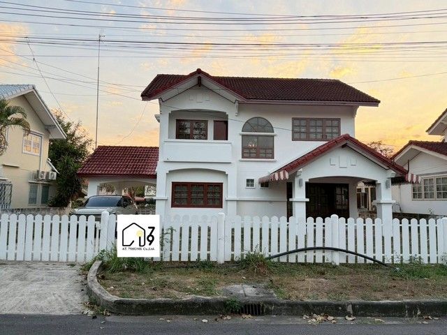 - ให้เช่าบ้านเดี่ยว2ชั้น ใกล้สนามกอล์ฟอีสเทรินสตาร์ บ้านฉาง ระยอง พร้อมเฟอร์นิเจอร์ครบ