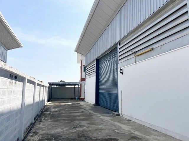 - ให้เช่า โกดัง ขนาด 530 ตรม.ไฟฟ้า 3 เฟส ถนนโครงการกว้าง 12 เมตร ตำบลคลองขวาง ไทรน้อย นนทบุรี