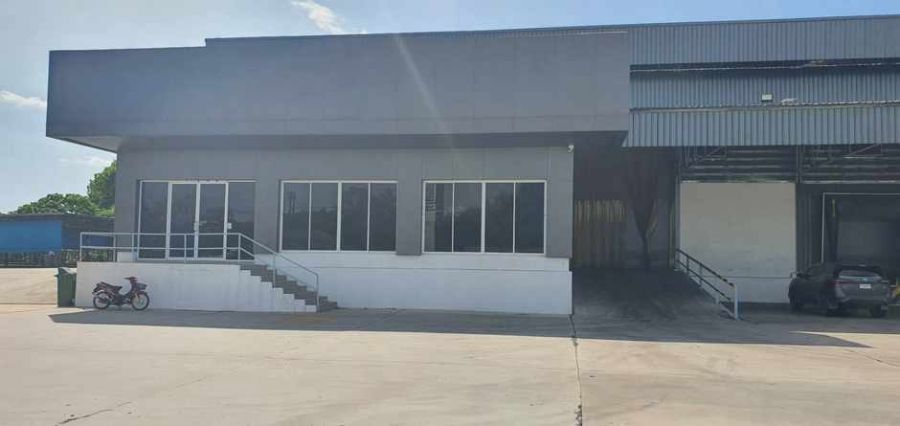 - ให้เช่าโรงงาน โกดัง คลังสินค้า พร้อมสำนักงาน ขนาด 3,000 ตรม. และ 8,800 ตรม. เขต freezone แหลมฉบัง ศรีราชา