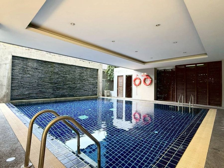 - คอนโด รวีวารี Rawee waree condo นิมมานเหมินทร์ 15 คอนโดหรู Low-rise 50 ตร.ม. ทำเลดี ใจกลางนิมมาน เชียงใหม่