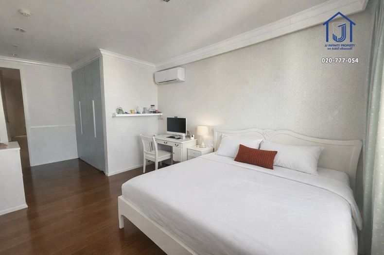 - ขายคอนโดหรู 152 ตรม. 15 สุขุมวิท เรสซิเดนเซส ใกล้BTS นานา ใจกลางสุขุมวิท